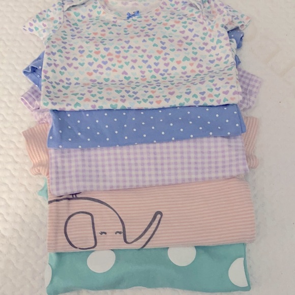 carters onesies 6mos - Picture 4 of 4